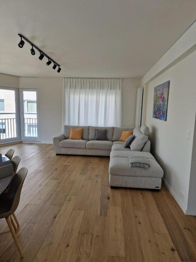 Luxury Renovated 3 Rooms Apartment Остенде Екстериор снимка